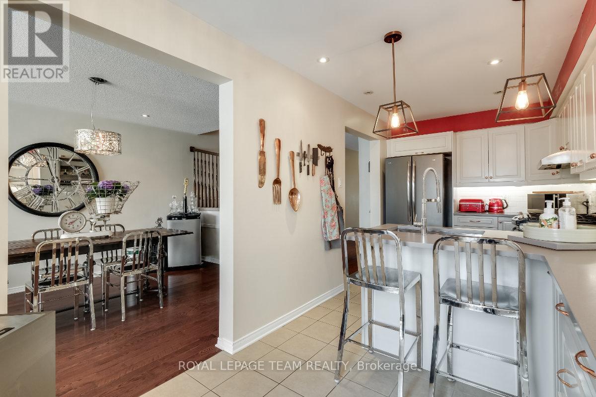 404 Heathrow Private, Ottawa, Ontario  K2S 0M9 - Photo 18 - X12536964