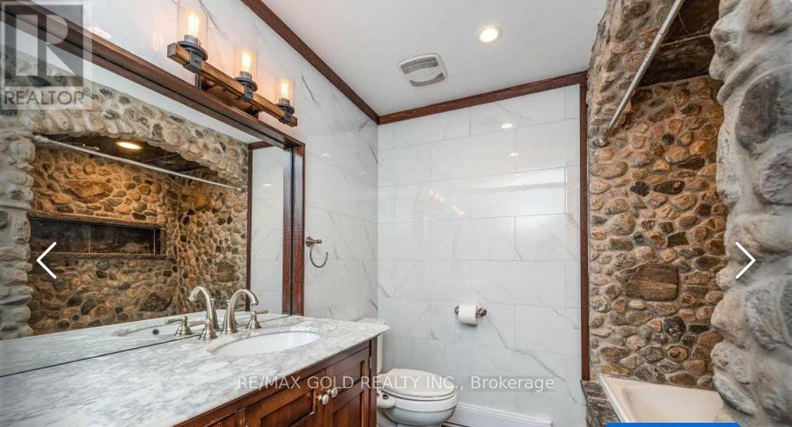 16804 Centreville Creek Road, Caledon, Ontario  L7C 3B5 - Photo 4 - W12536556