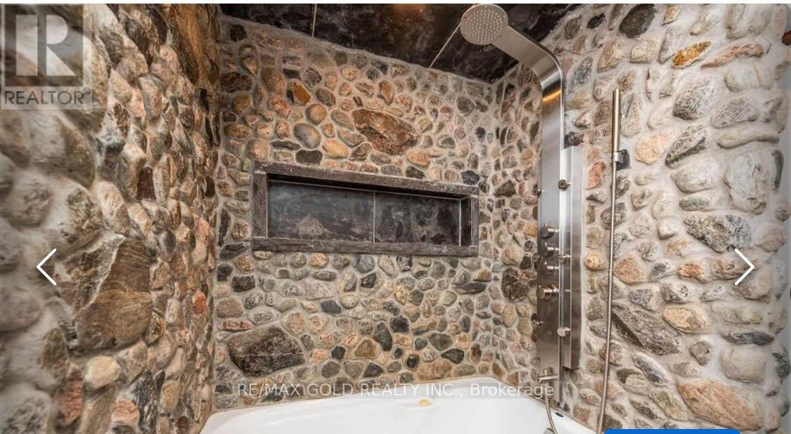 16804 Centreville Creek Road, Caledon, Ontario  L7C 3B5 - Photo 5 - W12536556