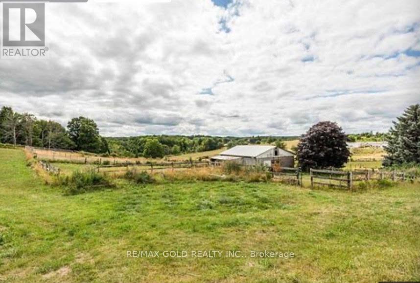 16804 Centreville Creek Road, Caledon, Ontario  L7C 3B5 - Photo 8 - W12536556