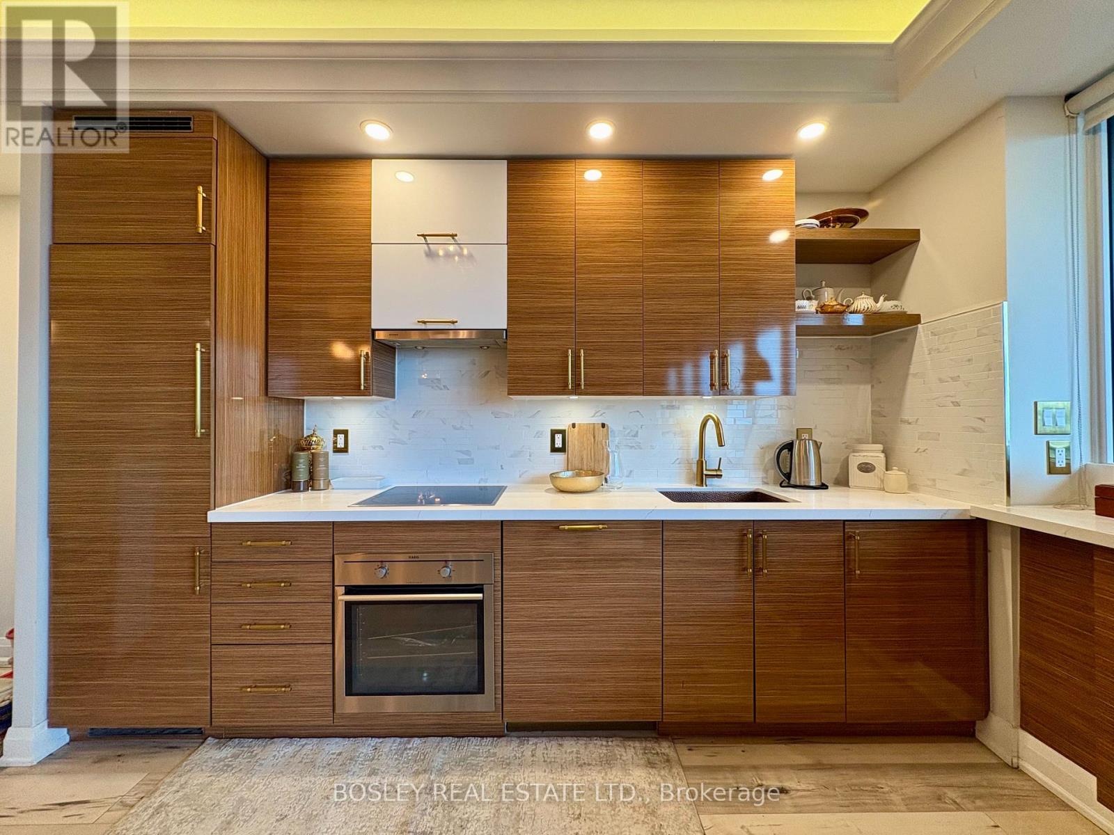 302 - 59 Annie Craig Drive, Toronto, Ontario  M8V 0C5 - Photo 4 - W12536658