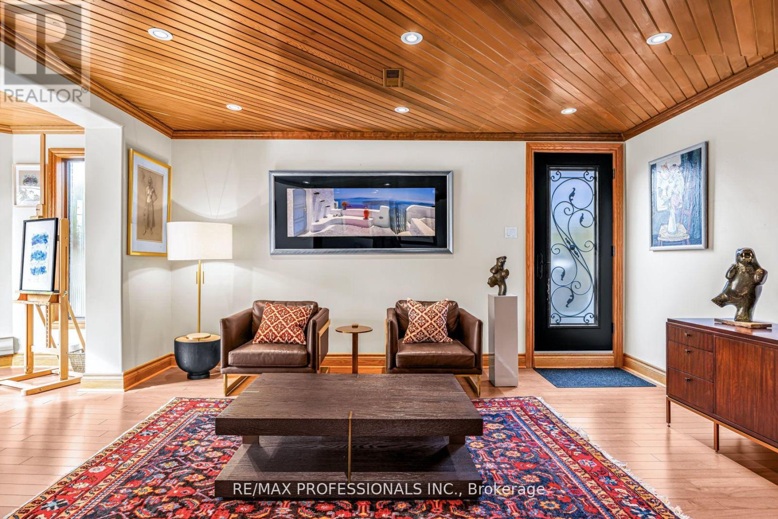 16 Woodpark Road, Toronto, Ontario  M9P 1L9 - Photo 23 - W12536668