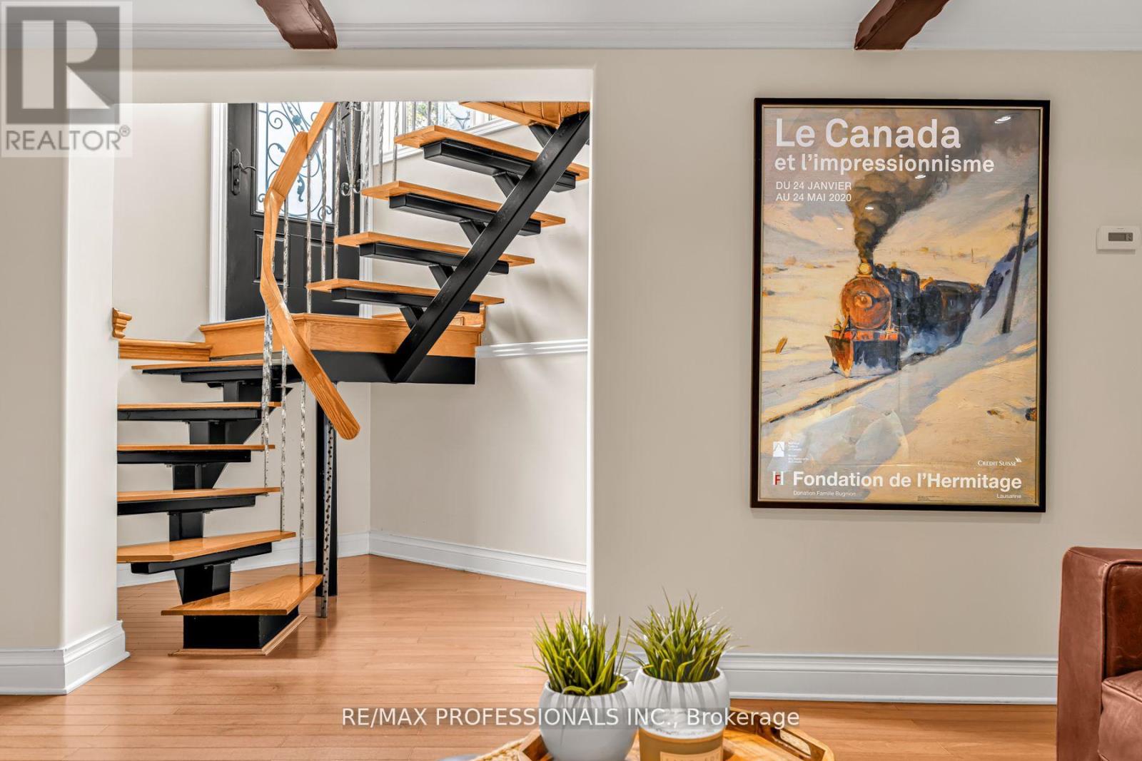 16 Woodpark Road, Toronto, Ontario  M9P 1L9 - Photo 38 - W12536668