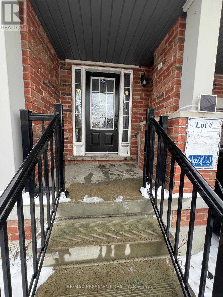 13 Sprucewood Road, Brampton, Ontario  L6Z 0B4 - Photo 2 - W12536696