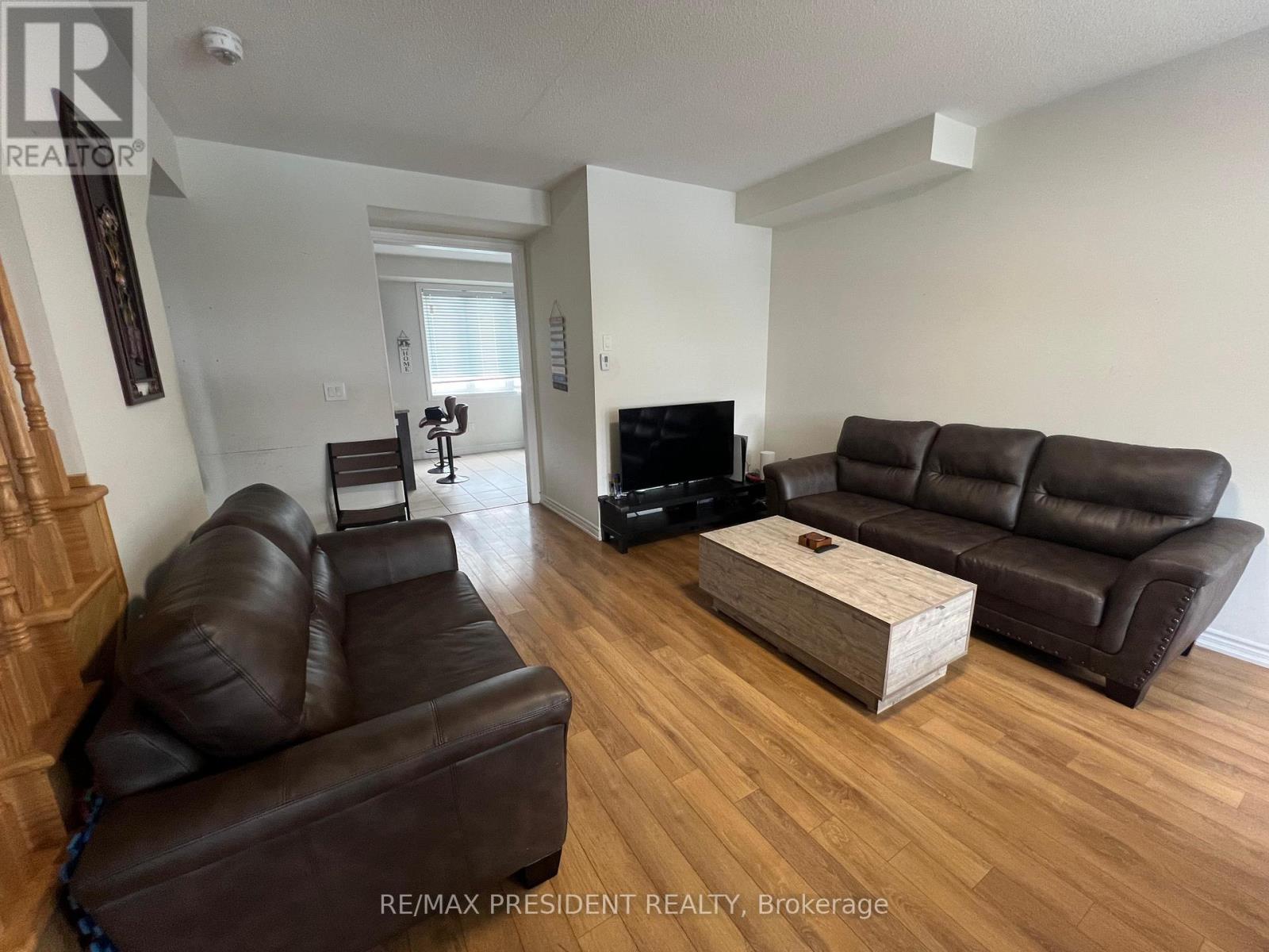 13 Sprucewood Road, Brampton, Ontario  L6Z 0B4 - Photo 7 - W12536696