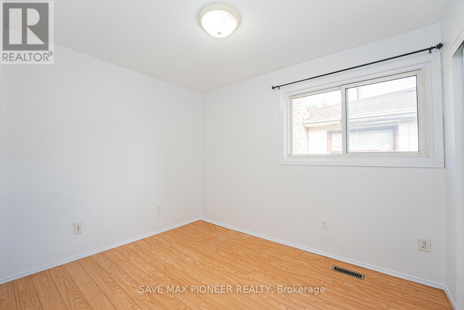 122 Centre Street N, Brampton, Ontario  L6V 2Z3 - Photo 23 - W12536710