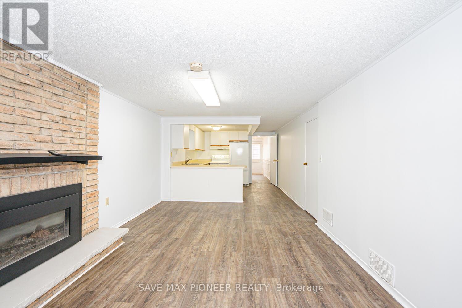 122 Centre Street N, Brampton, Ontario  L6V 2Z3 - Photo 33 - W12536710