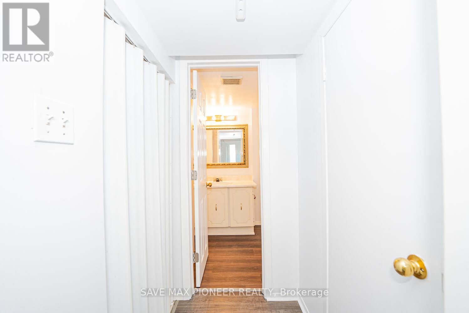 122 Centre Street N, Brampton, Ontario  L6V 2Z3 - Photo 36 - W12536710