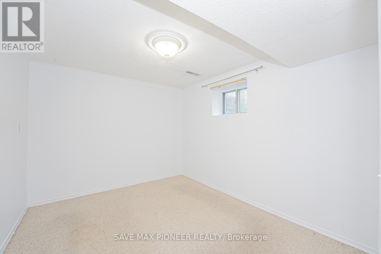 122 Centre Street N, Brampton, Ontario  L6V 2Z3 - Photo 38 - W12536710