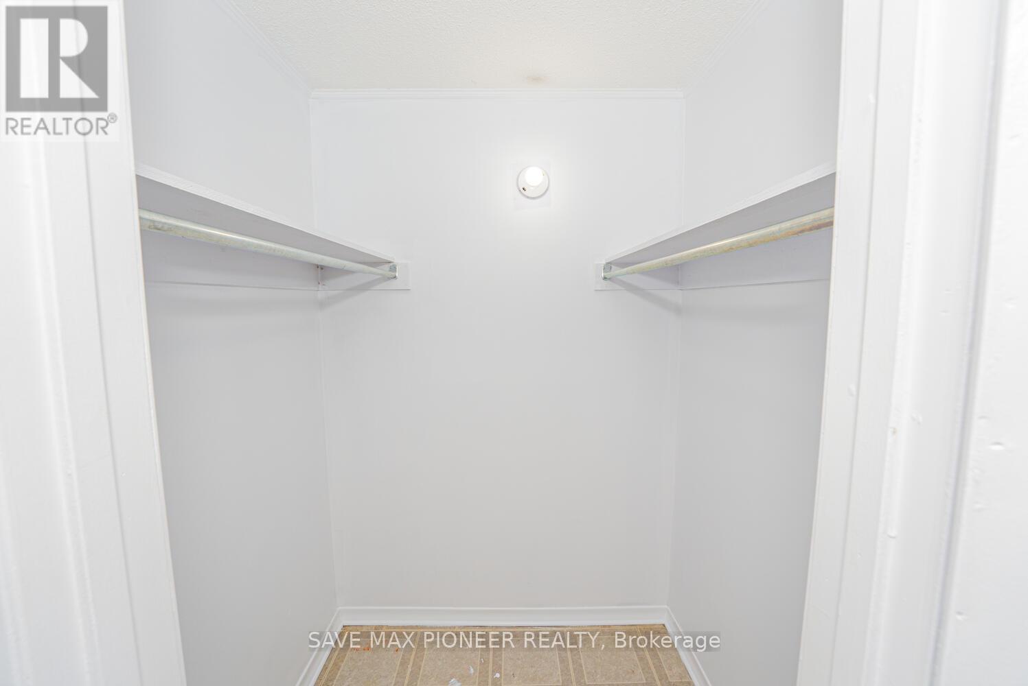 122 Centre Street N, Brampton, Ontario  L6V 2Z3 - Photo 41 - W12536710