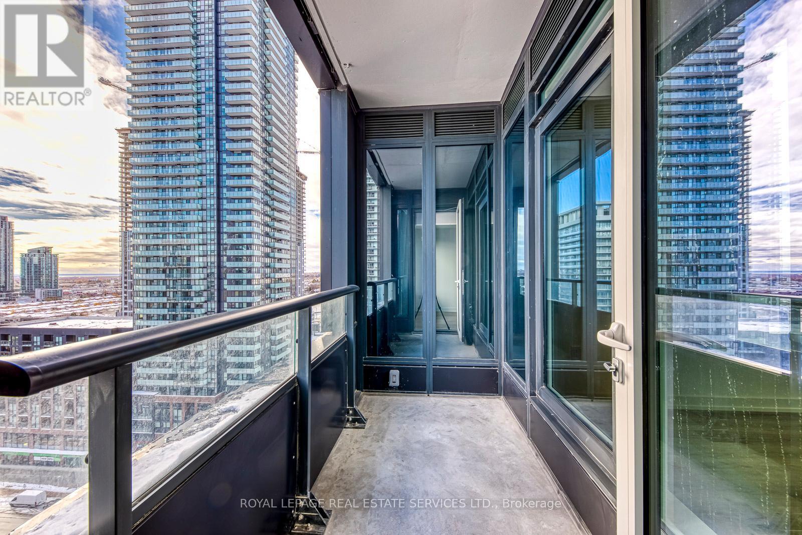 1506 - 395 Square One Drive, Mississauga, Ontario  L5B 0P6 - Photo 19 - W12536712