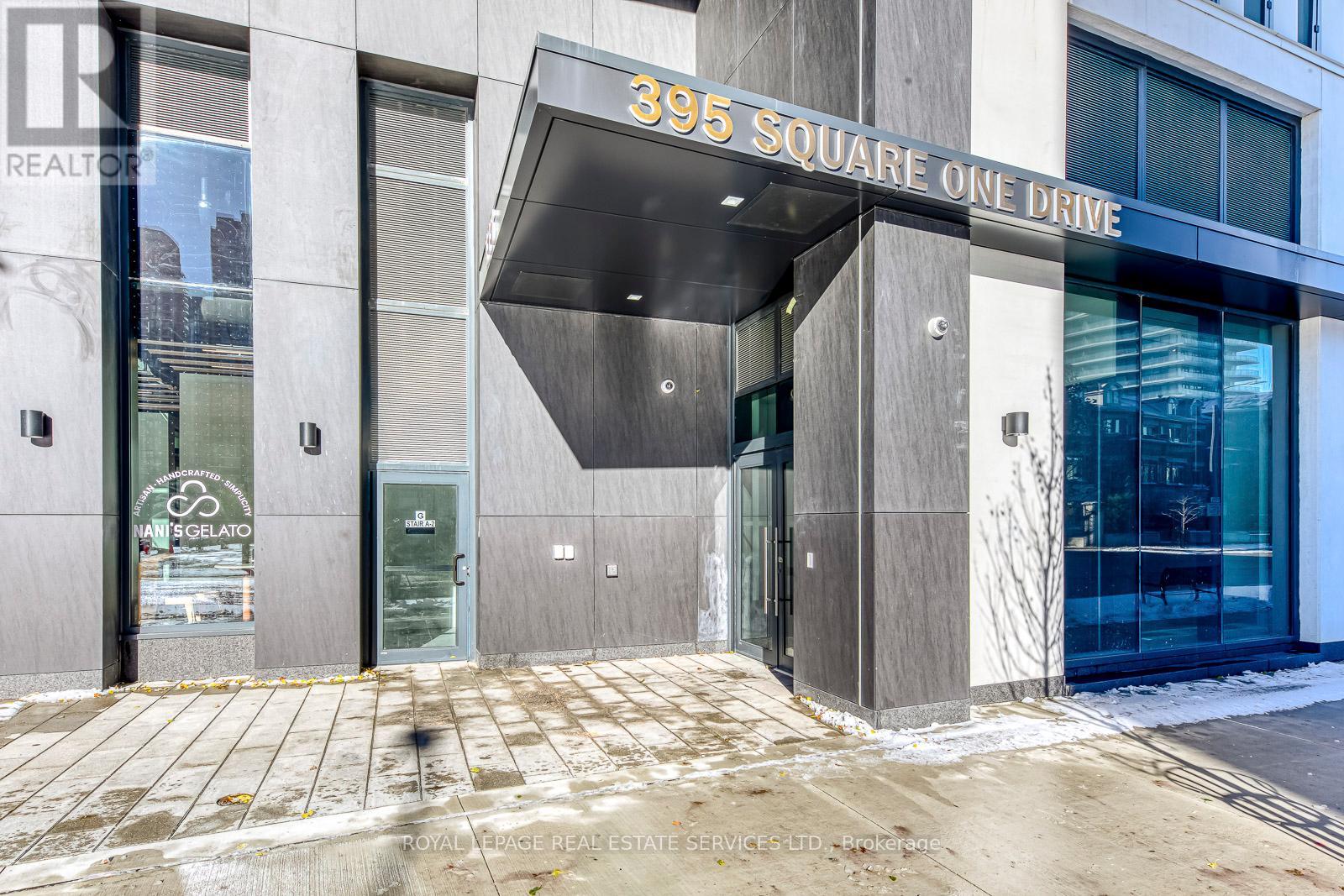 1506 - 395 Square One Drive, Mississauga, Ontario  L5B 0P6 - Photo 3 - W12536712