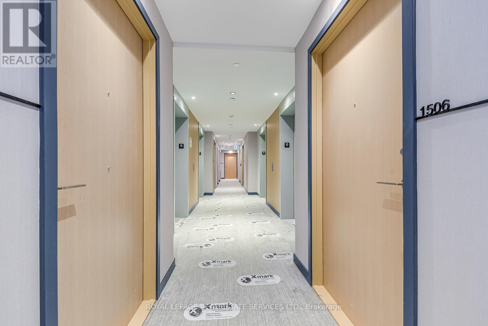 1506 - 395 Square One Drive, Mississauga, Ontario  L5B 0P6 - Photo 5 - W12536712