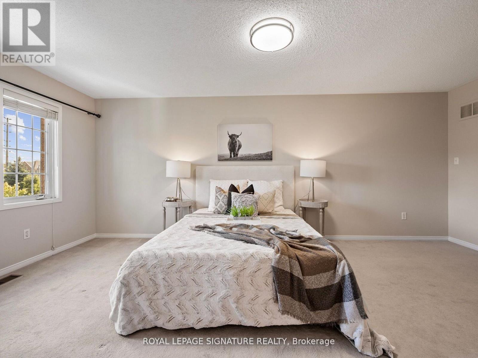 5015 Dubonet Drive, Mississauga, Ontario  L5M 7W8 - Photo 17 - W12536732