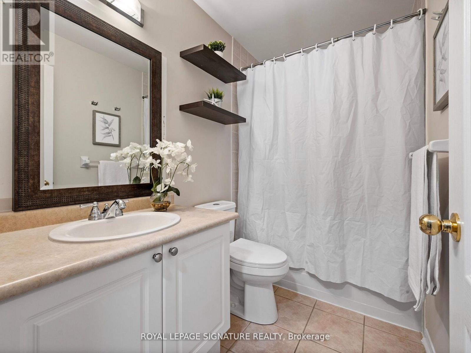 5015 Dubonet Drive, Mississauga, Ontario  L5M 7W8 - Photo 24 - W12536732