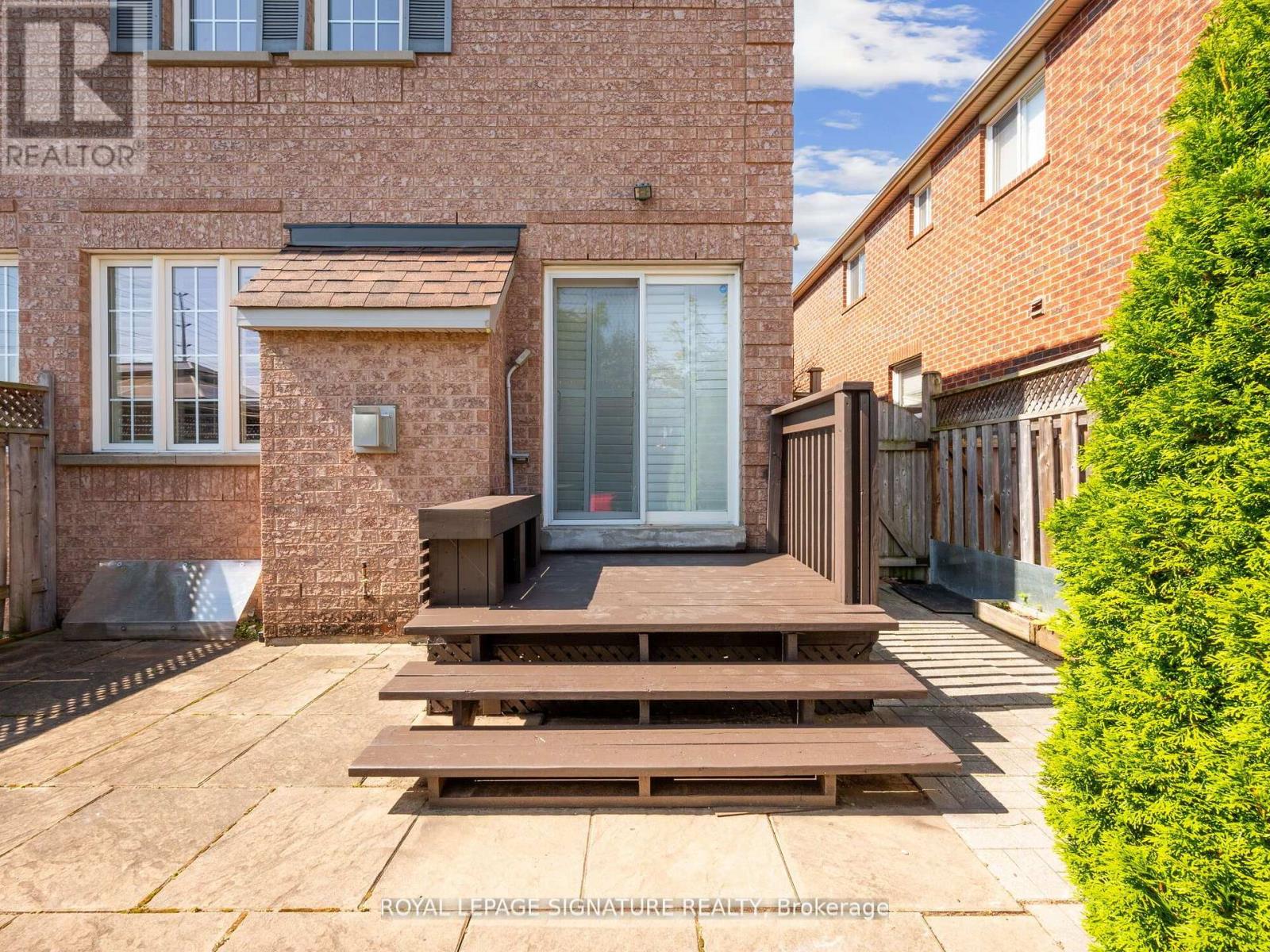 5015 Dubonet Drive, Mississauga, Ontario  L5M 7W8 - Photo 31 - W12536732