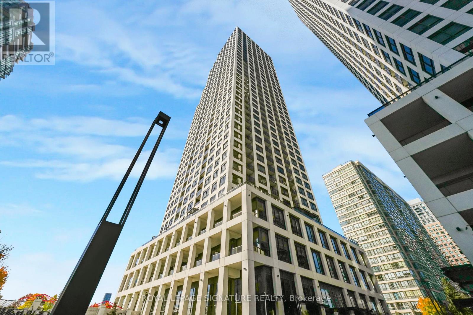 1602 - 36 Elm Drive, Mississauga, Ontario  L5B 0N3 - Photo 45 - W12536734