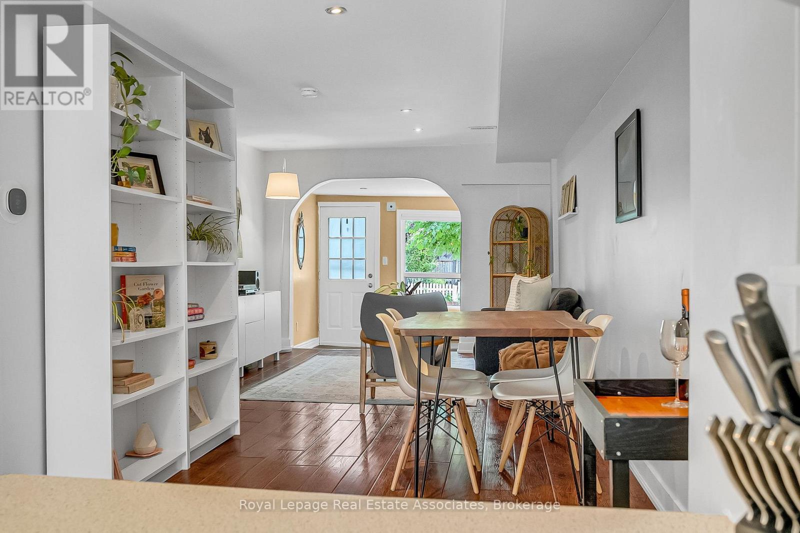 240 Sixth Street, Toronto, Ontario  M8V 3A7 - Photo 10 - W12536742