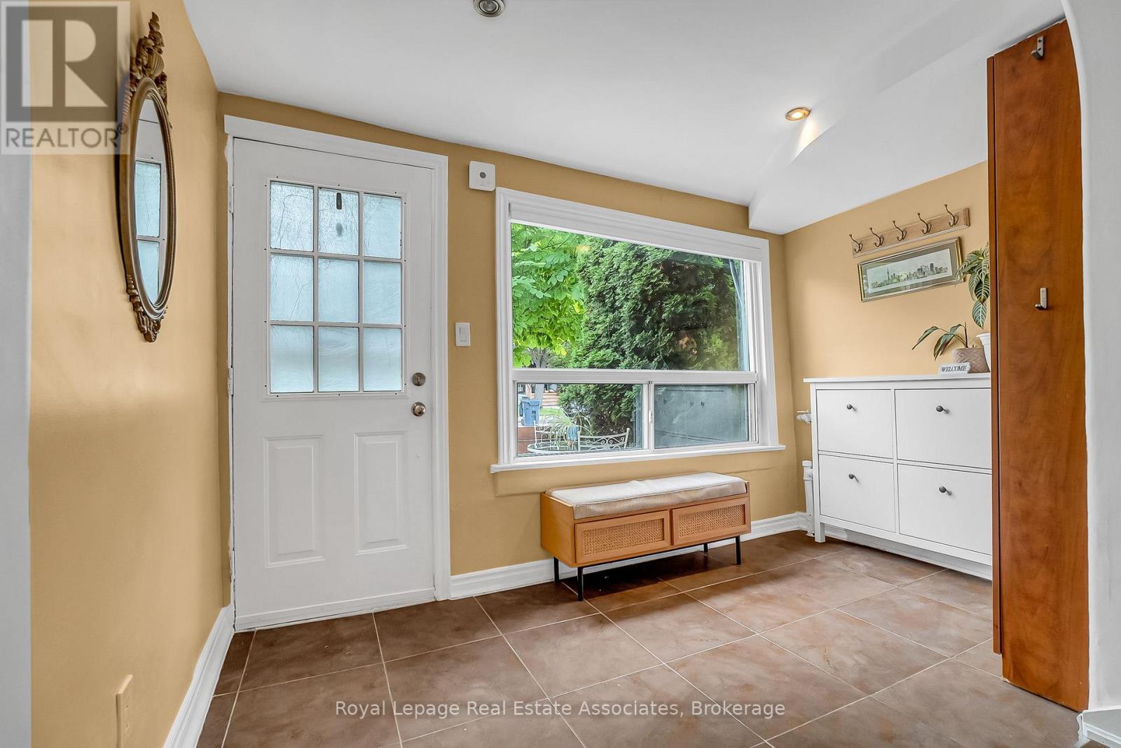 240 Sixth Street, Toronto, Ontario  M8V 3A7 - Photo 2 - W12536742