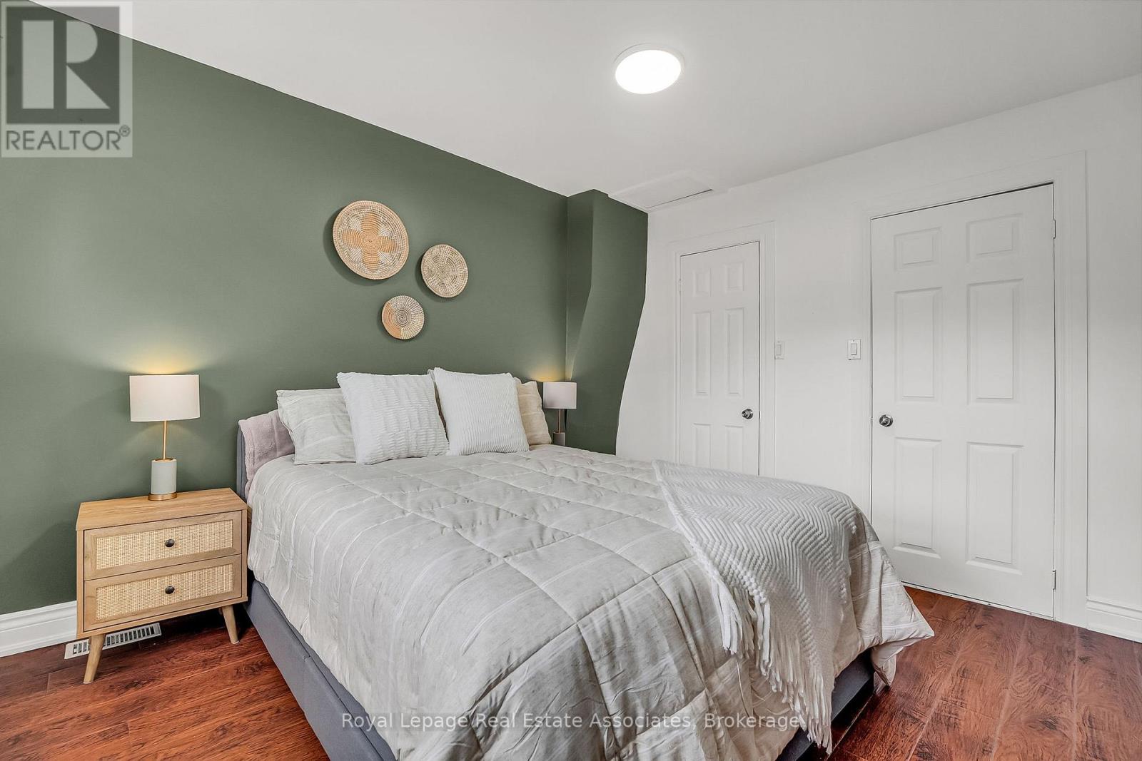 240 Sixth Street, Toronto, Ontario  M8V 3A7 - Photo 25 - W12536742