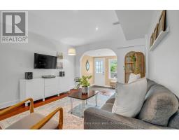 240 SIXTH STREET, Toronto, Ontario