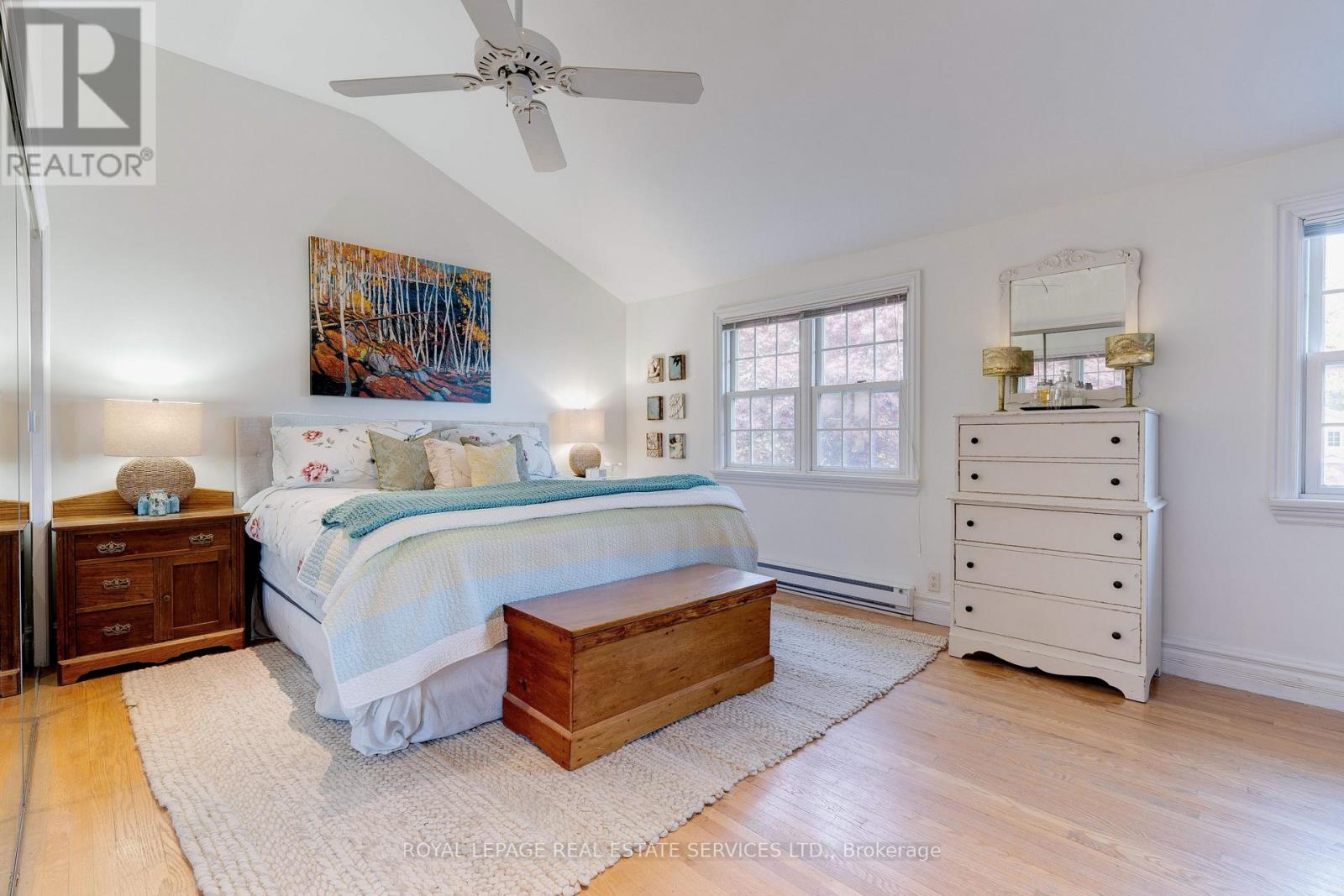 132 Sparling Court, Oakville, Ontario  L6K 2J7 - Photo 21 - W12536808