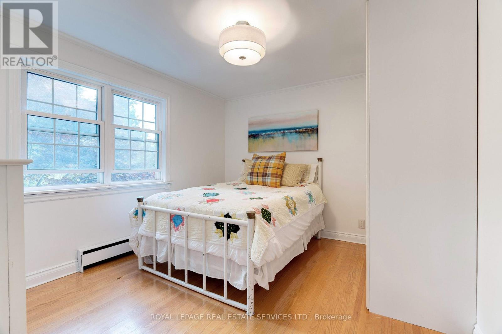 132 Sparling Court, Oakville, Ontario  L6K 2J7 - Photo 28 - W12536808