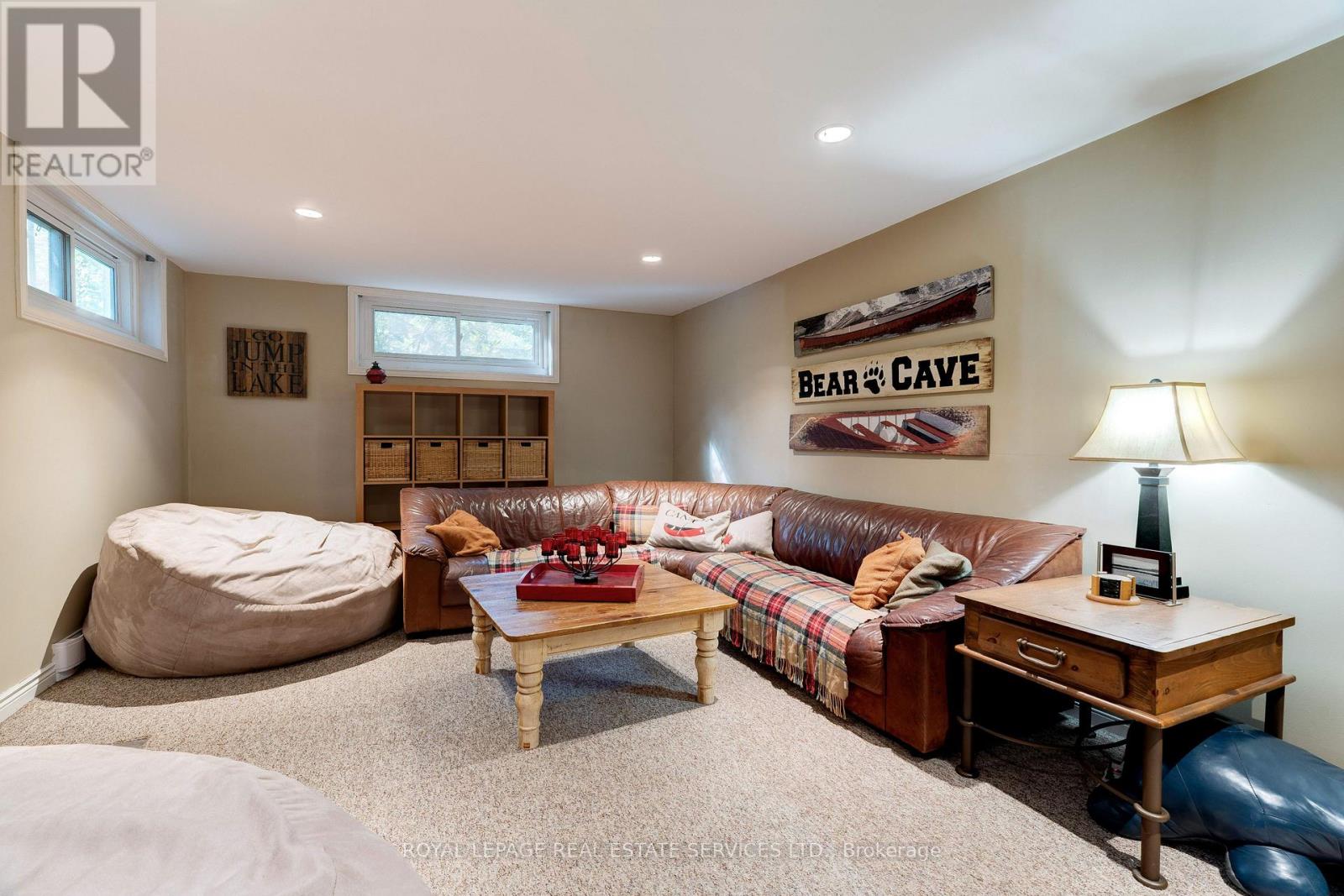 132 Sparling Court, Oakville, Ontario  L6K 2J7 - Photo 30 - W12536808