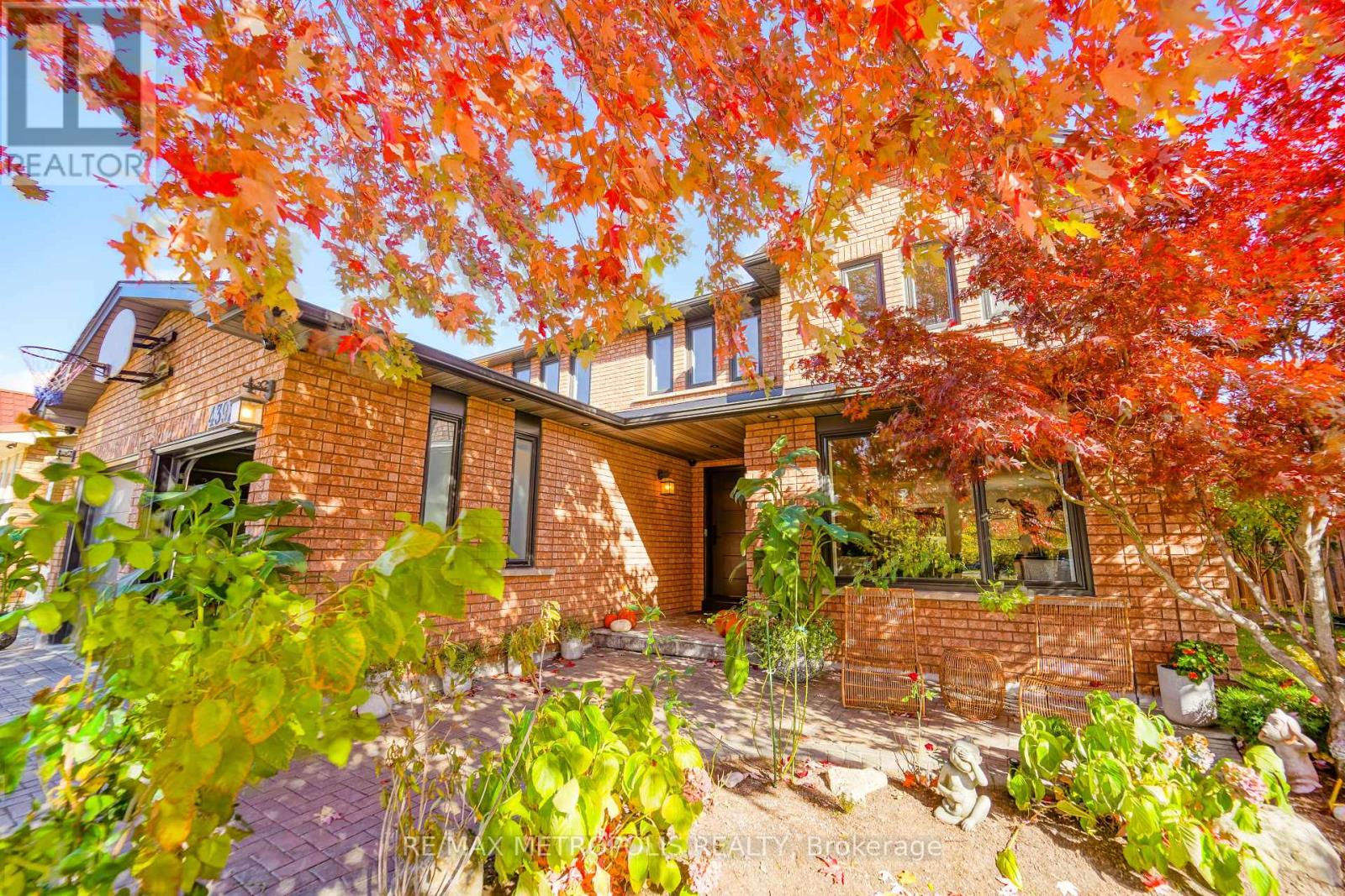 4392 Grassland Crescent, Mississauga, Ontario  L5V 1E2 - Photo 8 - W12536824