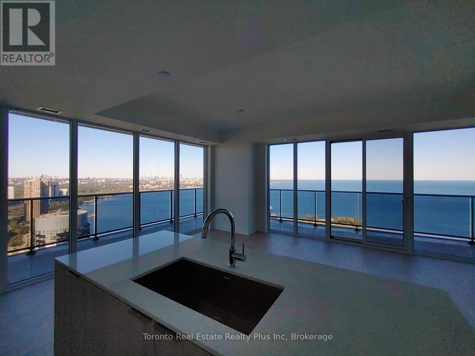 4404 - 70 Annie Craig Drive, Toronto, Ontario  M8V 0C4 - Photo 3 - W12536834