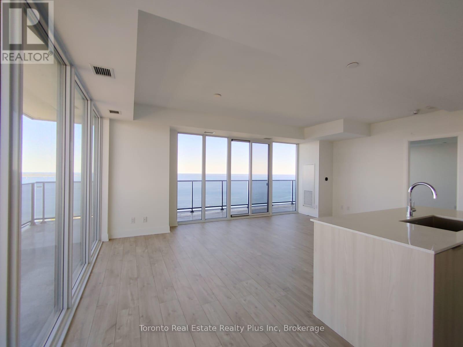 4404 - 70 Annie Craig Drive, Toronto, Ontario  M8V 0C4 - Photo 5 - W12536834