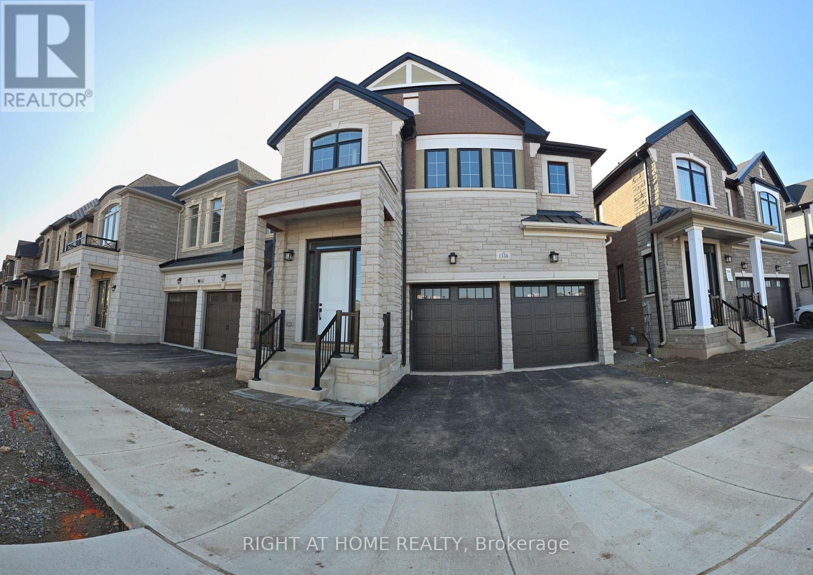 1338 Loon Lane, Oakville, Ontario  L6H 7Z8 - Photo 48 - W12536856