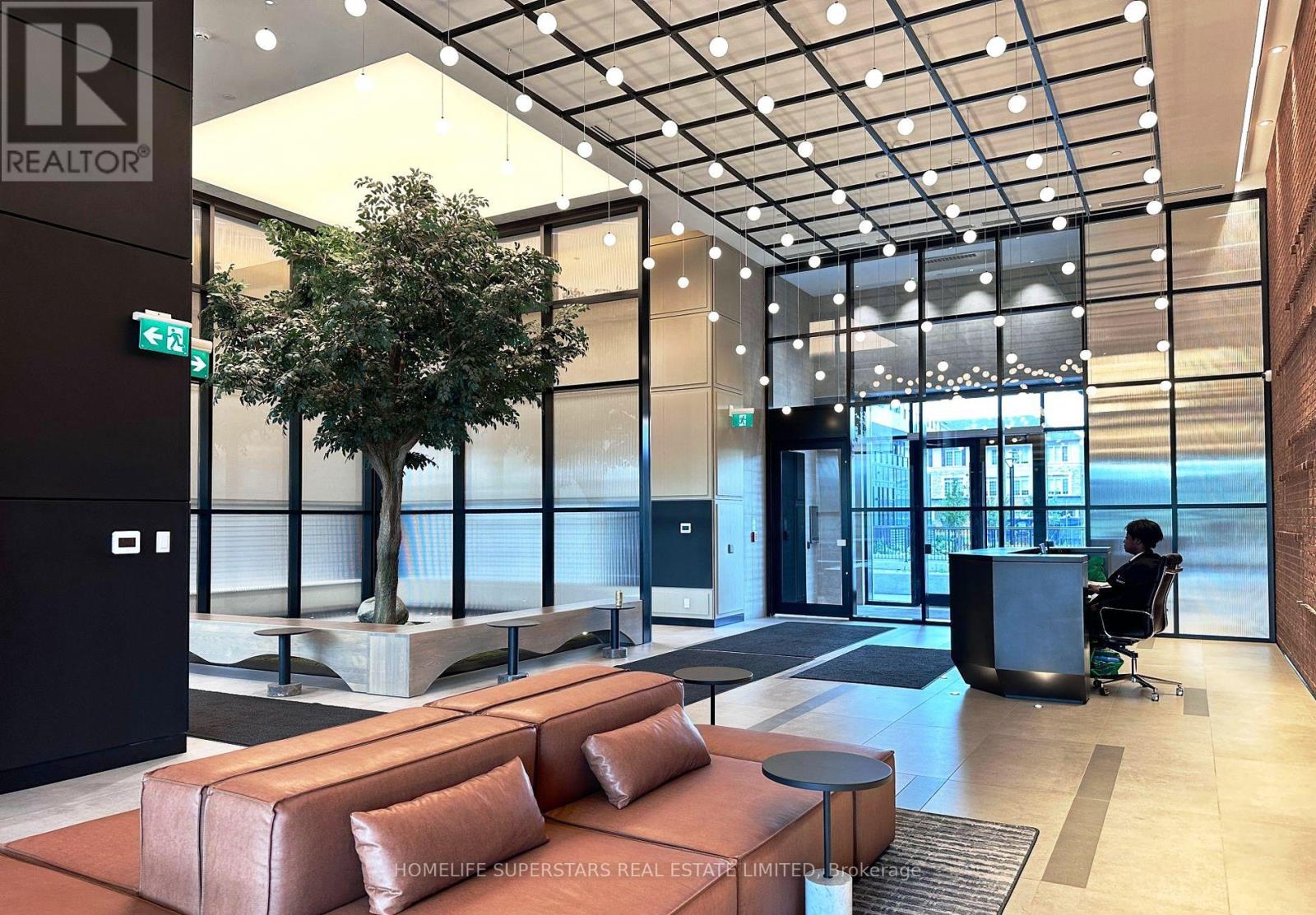 1502 - 3220 William Coltson Avenue, Oakville, Ontario  L6H 7X9 - Photo 2 - W12536864