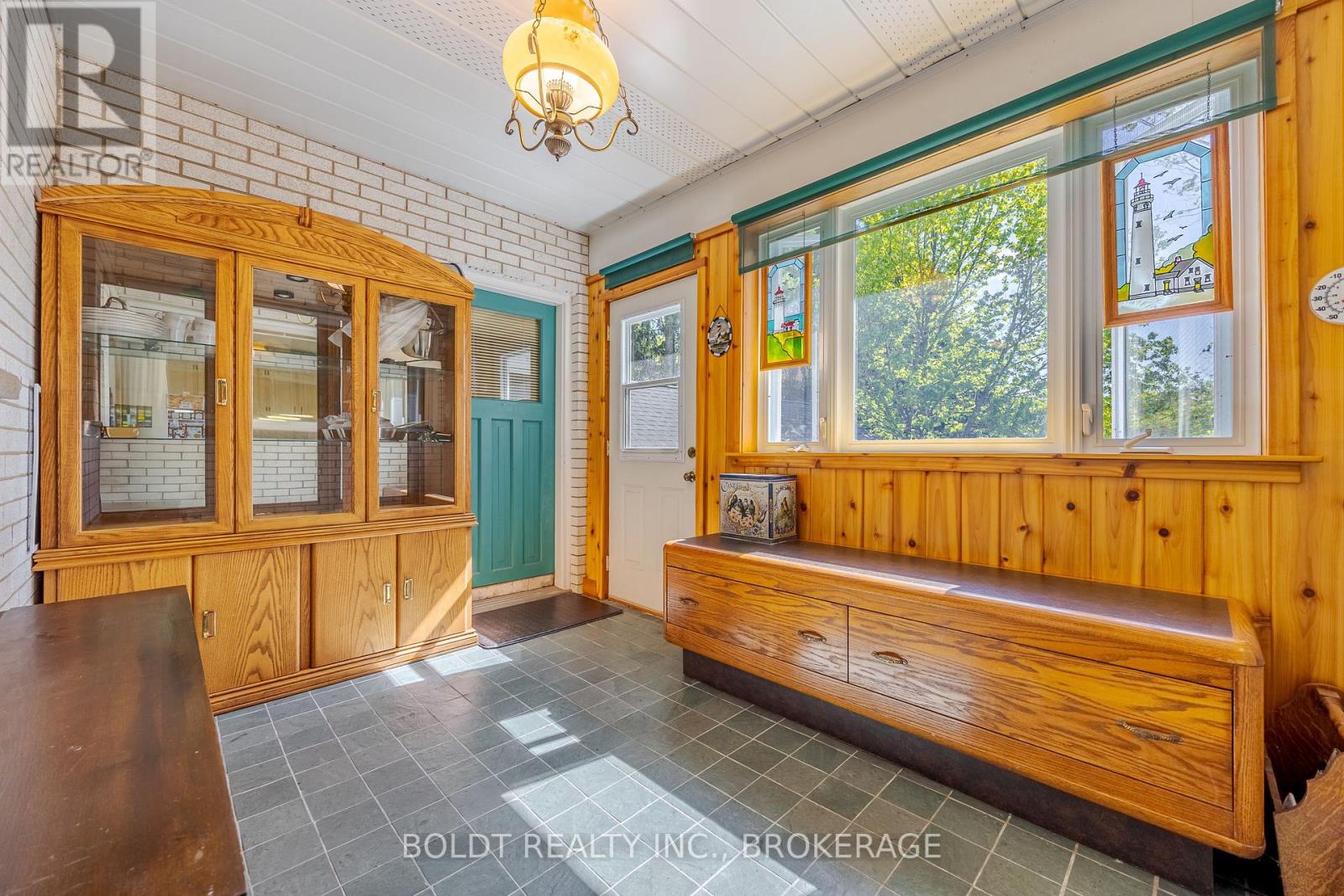 2010 Hansler Street, Pelham, Ontario L0S 1M0 - Photo 23 - X12536914