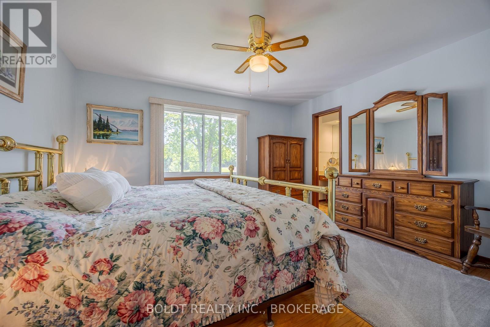 2010 Hansler Street, Pelham, Ontario L0S 1M0 - Photo 28 - X12536914