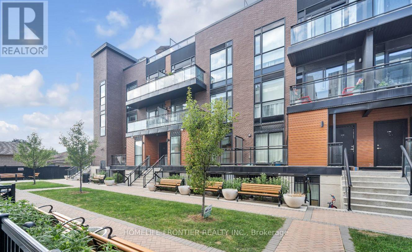 C1302 - 5299 HIGHWAY 7 STREET, Vaughan, Ontario