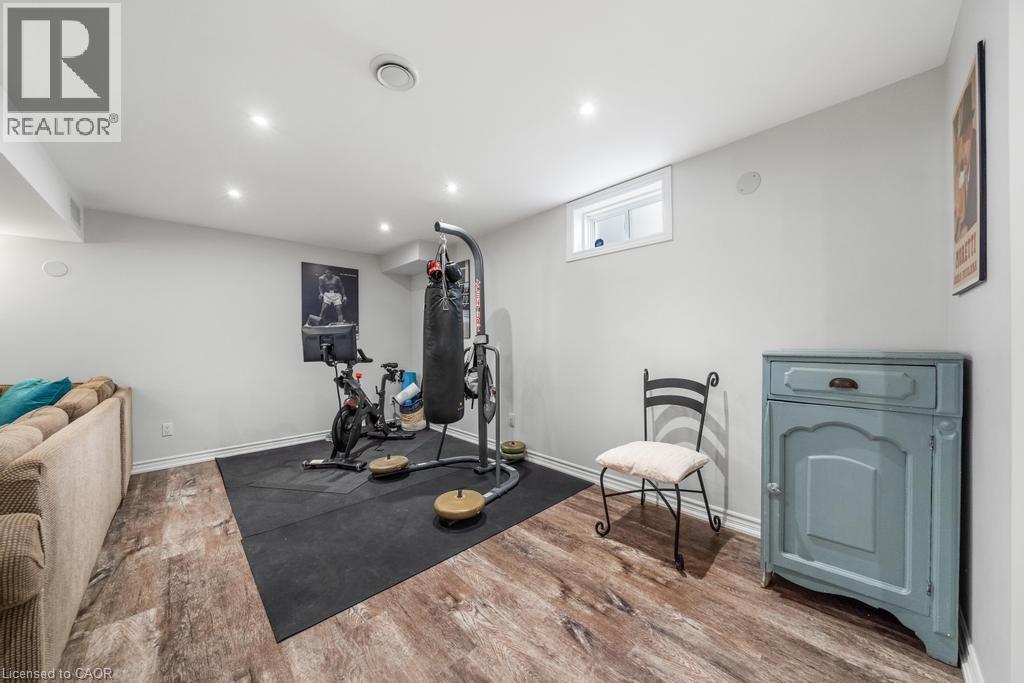 12 Valridge Court, Ancaster, Ontario  L9G 4Y5 - Photo 34 - 40749149