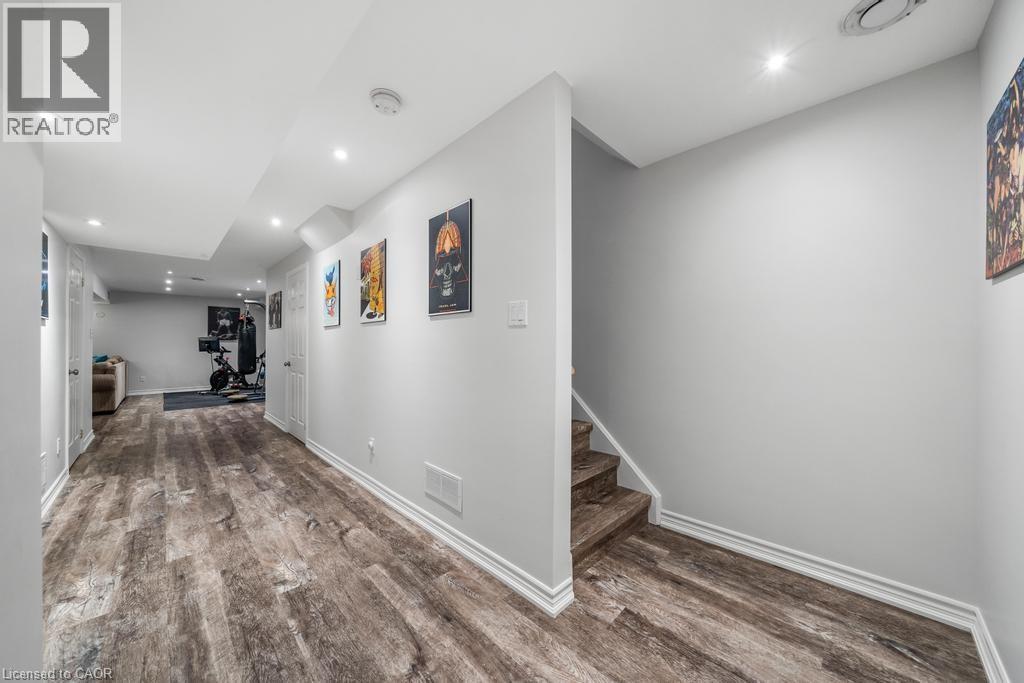 12 Valridge Court, Ancaster, Ontario  L9G 4Y5 - Photo 32 - 40749149