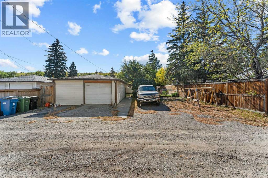 8736 34 Avenue Nw, Calgary, Alberta  T3B 1R7 - Photo 20 - A2259936