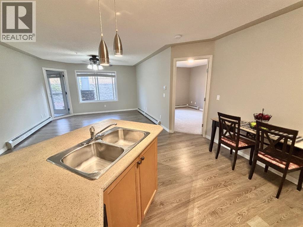 116, 369 Rocky Vista Park Nw, Calgary, Alberta  T3G 5K7 - Photo 11 - A2266554