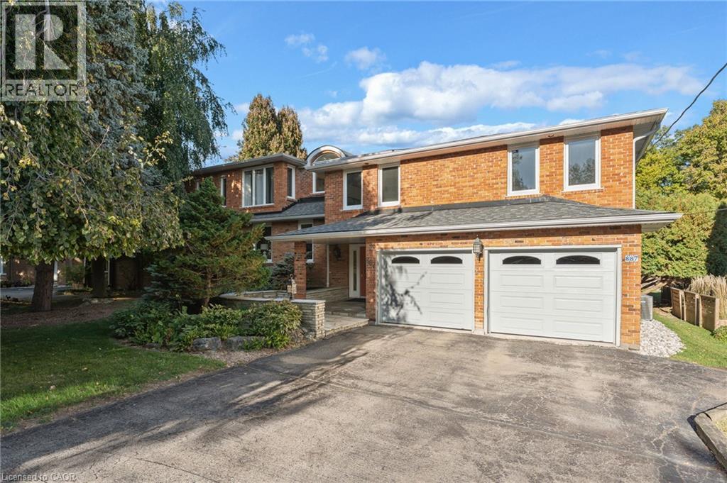 887 MONTGOMERY Drive, Ancaster, Ontario