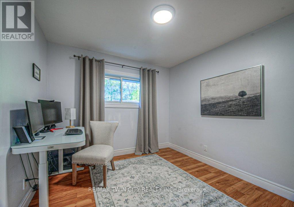 18 Hilltop Drive, Cambridge, Ontario  N1R 1S9 - Photo 18 - X12536594