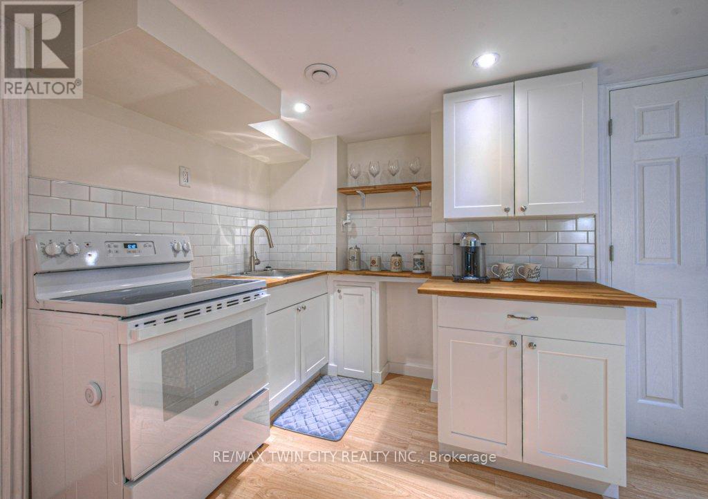 18 Hilltop Drive, Cambridge, Ontario  N1R 1S9 - Photo 21 - X12536594