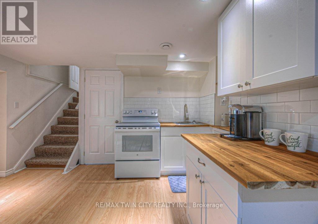 18 Hilltop Drive, Cambridge, Ontario  N1R 1S9 - Photo 22 - X12536594