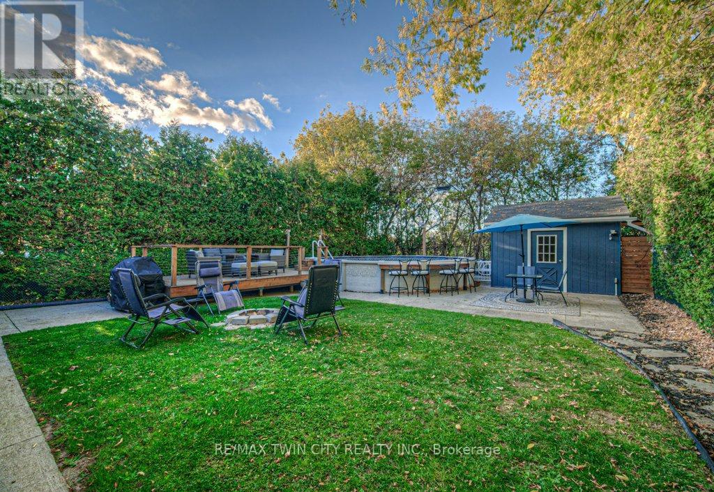 18 Hilltop Drive, Cambridge, Ontario  N1R 1S9 - Photo 36 - X12536594