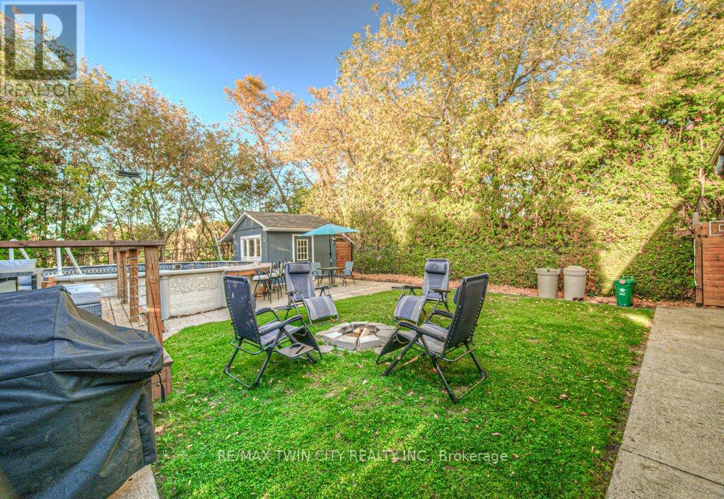 18 Hilltop Drive, Cambridge, Ontario  N1R 1S9 - Photo 39 - X12536594