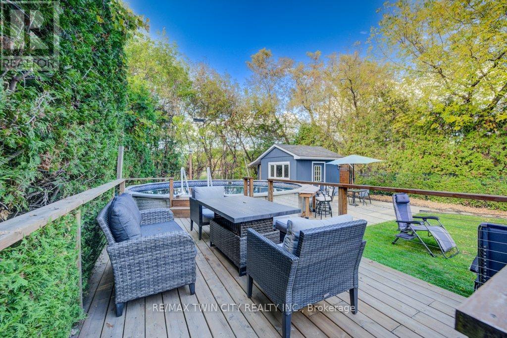 18 Hilltop Drive, Cambridge, Ontario  N1R 1S9 - Photo 46 - X12536594