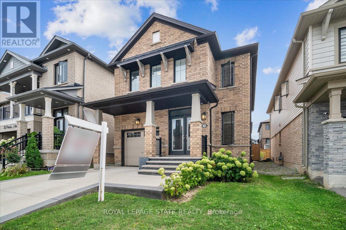 19 Prestwick Street, Hamilton, Ontario  L8J 0K6 - Photo 10 - X12536654