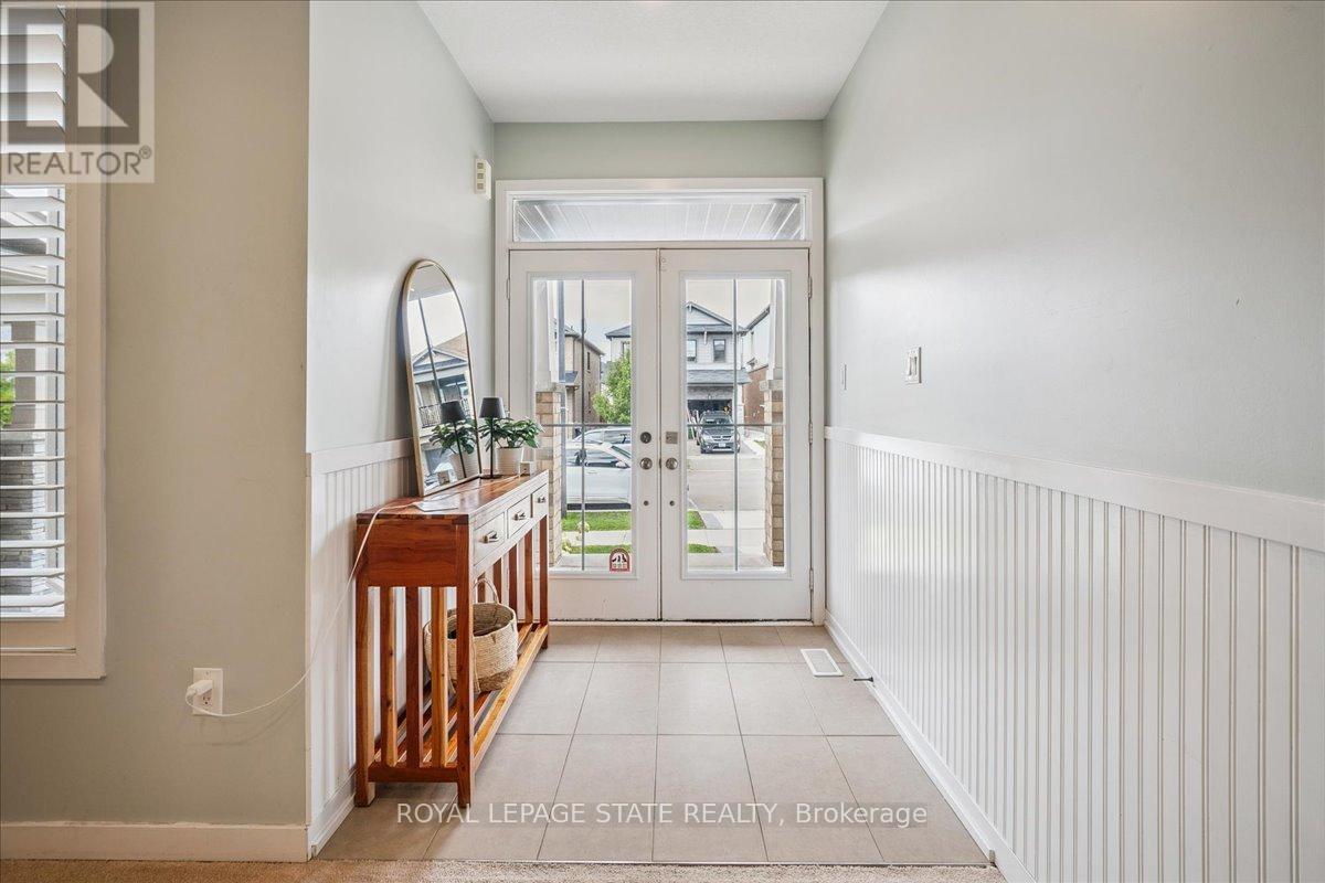 19 Prestwick Street, Hamilton, Ontario  L8J 0K6 - Photo 14 - X12536654