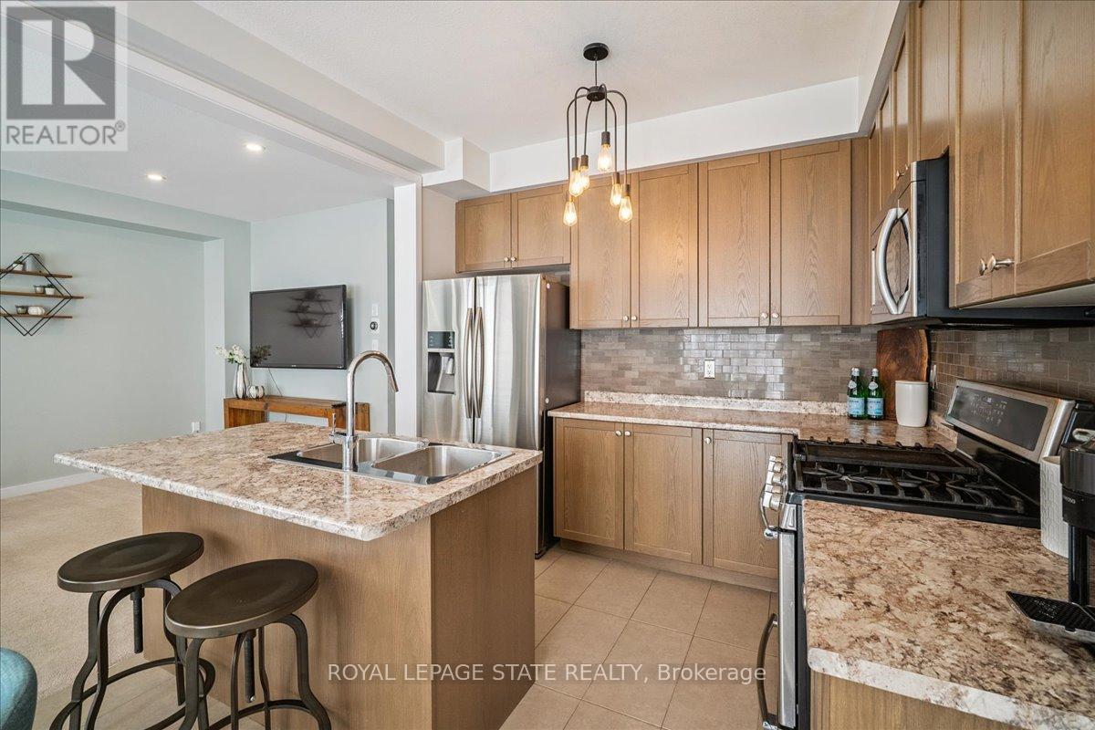 19 Prestwick Street, Hamilton, Ontario  L8J 0K6 - Photo 23 - X12536654